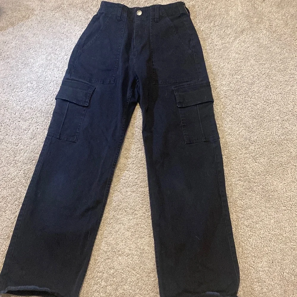 Hollister black cargo pants/jeans - Picture 1 of 3